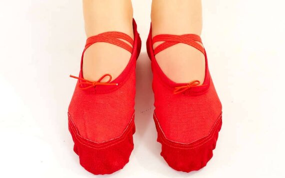 Балетные тапочки красные OB-6326