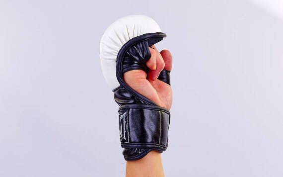 Перчатки для смешанных единоборств MMA PU Elast BO-4612-WBK