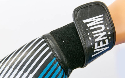 Рукавички боксерські шкіряні VENUM MA-6737