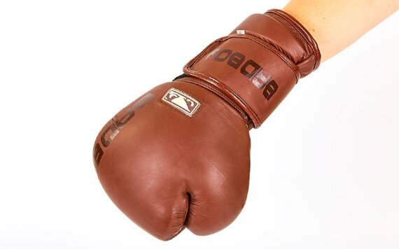 Перчатки боксерские кожаные Bad Boy VL-6618-BR (10-14oz)