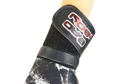 Рукавички боксерські Bad Boy VL-6602 (10-12oz)