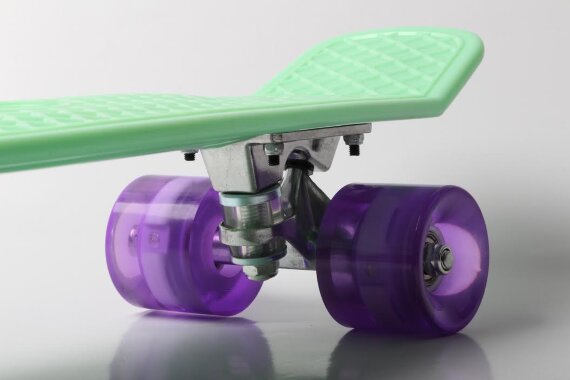 Скейт Penny Board SK-5672-12 мятный со светящимися колесами