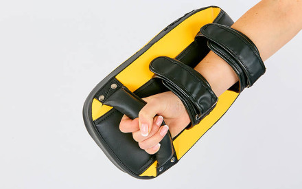 Маківара тай-пед Venum BO-7247-BKO р-р 35x19x9 см