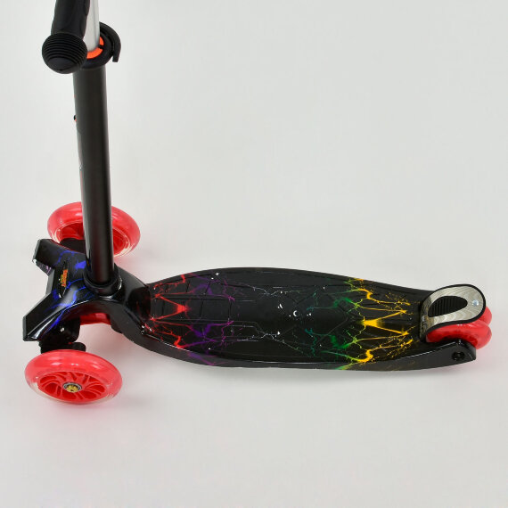 Самокат Scooter Maxi S779 Черная  молния "779-1308"